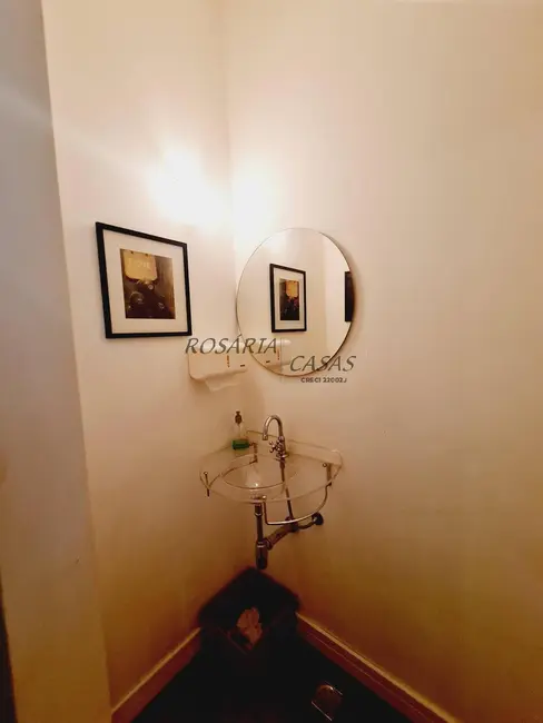 Foto 8 de Casa com 2 quartos à venda, 200m2 em Pinheiros, São Paulo - SP