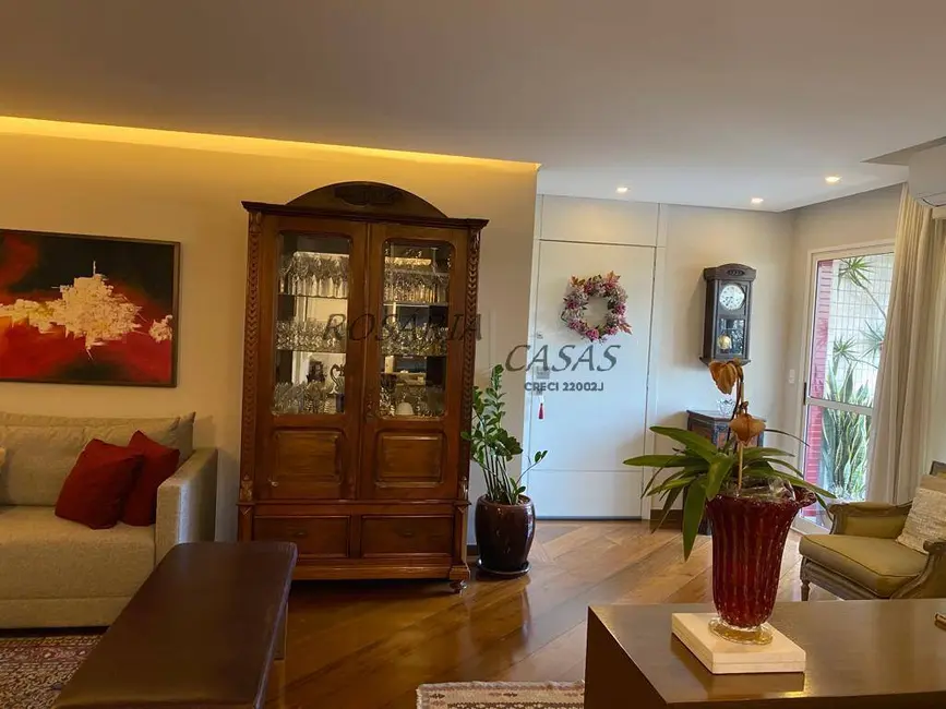 Apartamento com 3 quartos à venda, 149m2 em Vila Madalena, São Paulo - SP - imagem 3 Foto 3 de Apartamento com 3 quartos à venda, 149m2 em Vila Madalena, São Paulo - SP