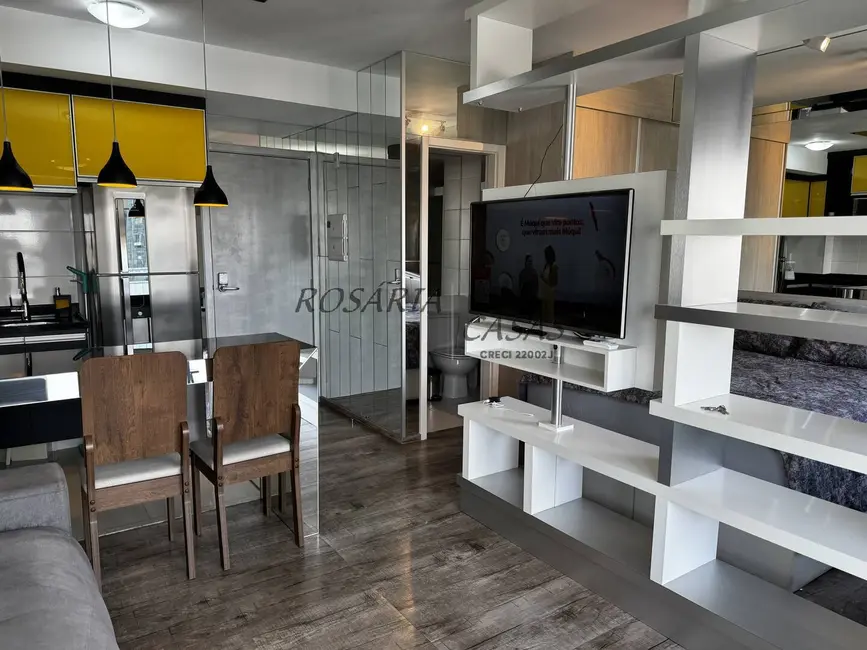 Apartamento com 1 quarto para alugar, 33m2 em Santo Amaro, São Paulo - SP - imagem 3 Foto 3 de Apartamento com 1 quarto para alugar, 33m2 em Santo Amaro, São Paulo - SP