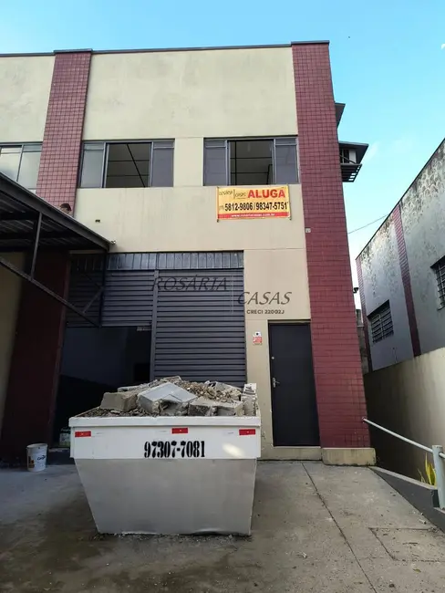 Foto 1 de Armazém / Galpão para alugar, 240m2 em Jardim Santo Antônio, São Paulo - SP
