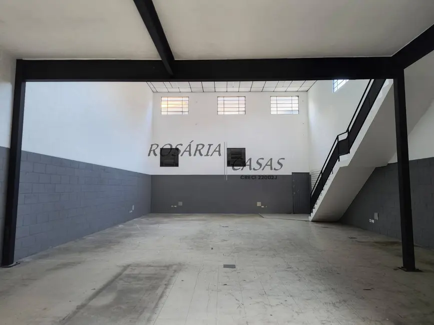 Foto 3 de Armazém / Galpão para alugar, 240m2 em Jardim Santo Antônio, São Paulo - SP