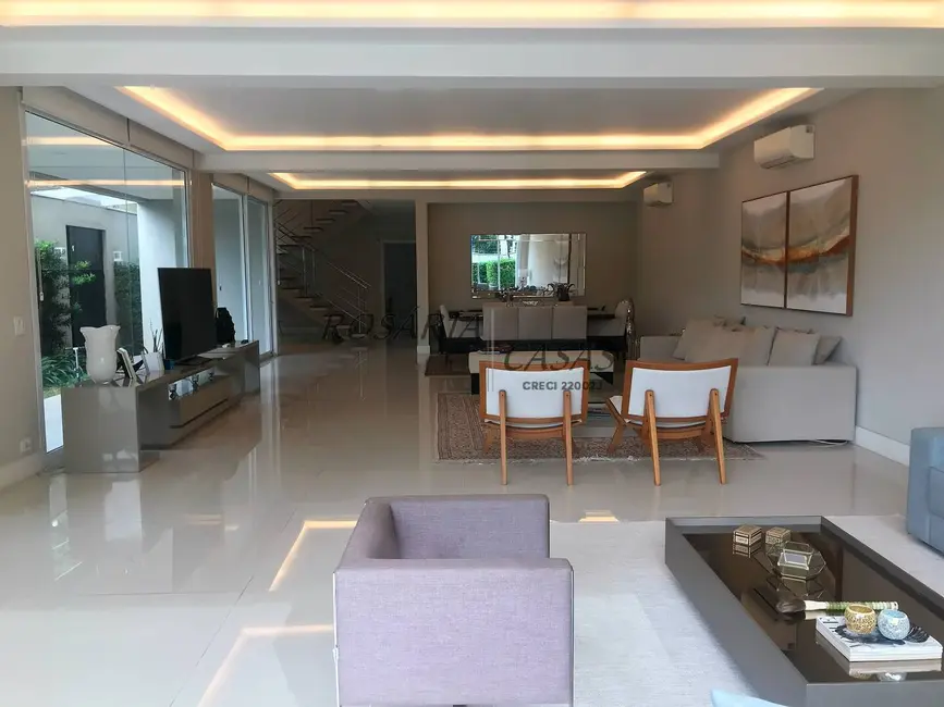 Foto 2 de Casa de Condomínio com 3 quartos à venda, 450m2 em Planalto Paulista, São Paulo - SP