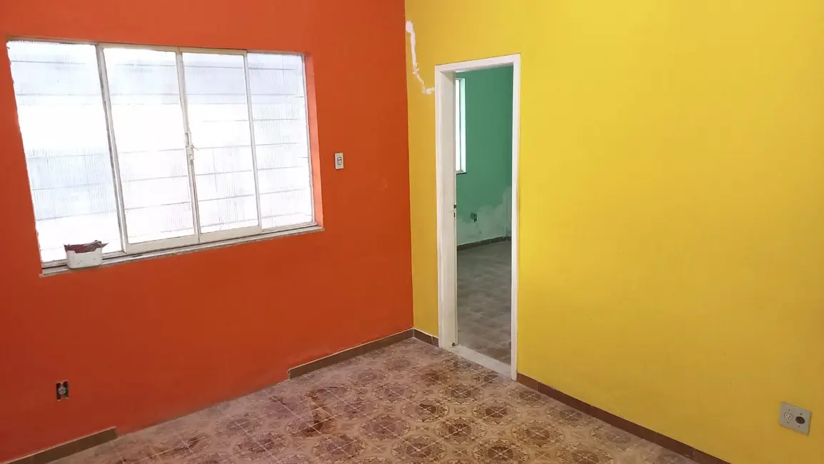 Foto 2 de Casa de Condomínio com 3 quartos à venda em Mutuá, Sao Goncalo - RJ