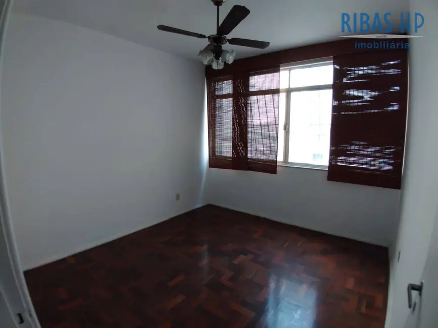 Apartamento com 3 quartos para alugar, 100m2 em Icaraí, Niteroi - RJ - imagem 4 Foto 4 de Apartamento com 3 quartos para alugar, 100m2 em Icaraí, Niteroi - RJ