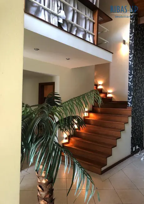 Casa com 3 quartos à venda, 513m2 em Pendotiba, Niteroi - RJ - imagem 6 Foto 6 de Casa com 3 quartos à venda, 513m2 em Pendotiba, Niteroi - RJ
