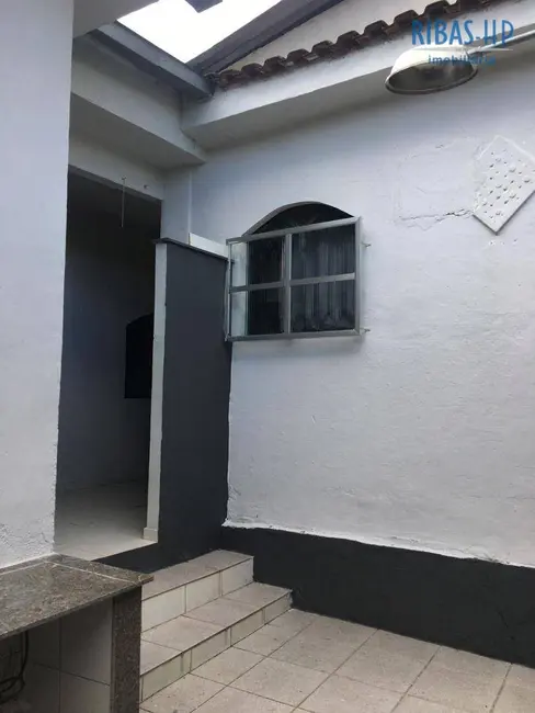 Casa com 1 quarto para alugar, 60m2 em Engenhoca, Niteroi - RJ - imagem 4 Foto 4 de Casa com 1 quarto para alugar, 60m2 em Engenhoca, Niteroi - RJ
