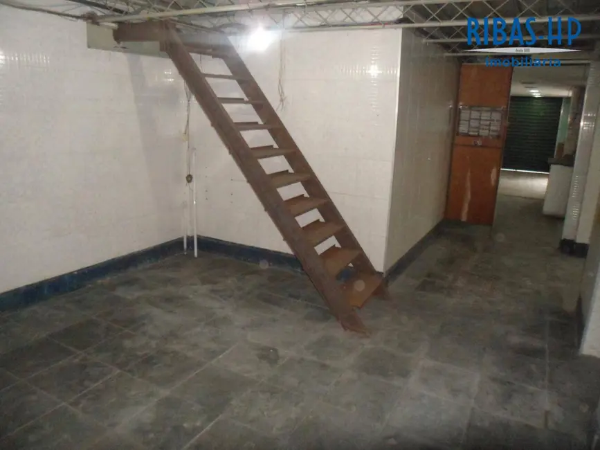 Loja para alugar, 290m2 em Centro, Niteroi - RJ - imagem 9 Foto 9 de Loja para alugar, 290m2 em Centro, Niteroi - RJ