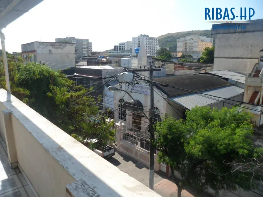 Sobrado com 3 quartos à venda, 116m2 em Centro, Niteroi - RJ - imagem 4 Foto 4 de Sobrado com 3 quartos à venda, 116m2 em Centro, Niteroi - RJ