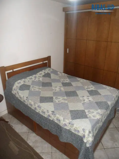 Sobrado com 2 quartos à venda, 400m2 em Paraíso, Sao Goncalo - RJ - imagem 9 Foto 9 de Sobrado com 2 quartos à venda, 400m2 em Paraíso, Sao Goncalo - RJ