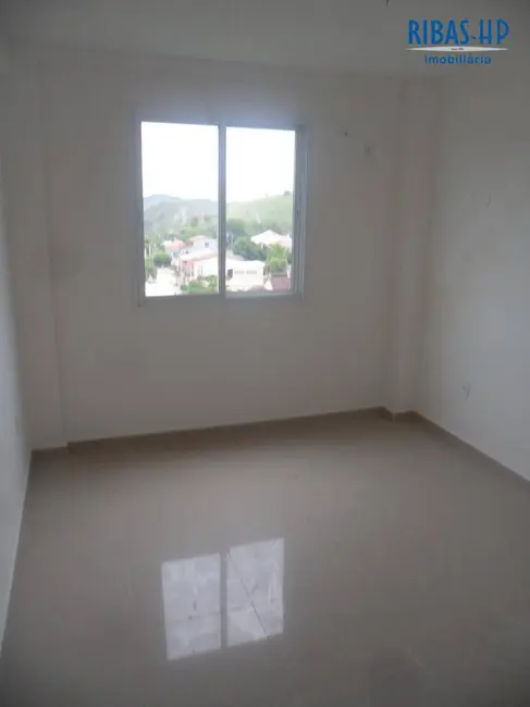 Cobertura com 2 quartos à venda, 150m2 em Centro, Rio Bonito - RJ - imagem 5 Foto 5 de Cobertura com 2 quartos à venda, 150m2 em Centro, Rio Bonito - RJ