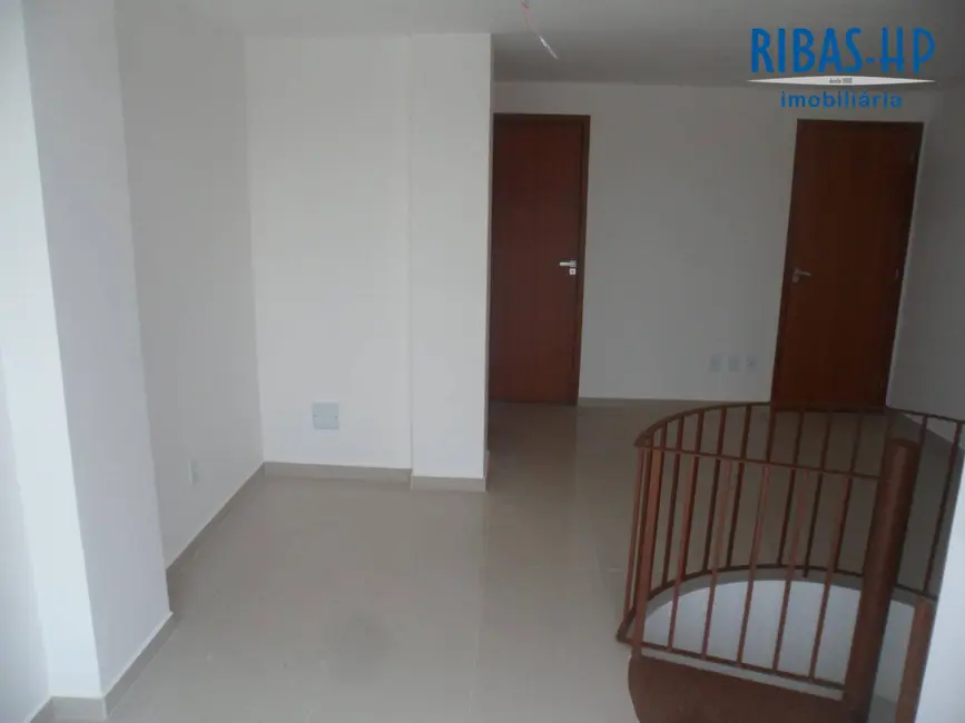 Cobertura com 2 quartos à venda, 150m2 em Centro, Rio Bonito - RJ - imagem 8 Foto 8 de Cobertura com 2 quartos à venda, 150m2 em Centro, Rio Bonito - RJ