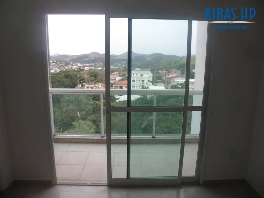 Cobertura com 2 quartos à venda, 150m2 em Centro, Rio Bonito - RJ - imagem 3 Foto 3 de Cobertura com 2 quartos à venda, 150m2 em Centro, Rio Bonito - RJ