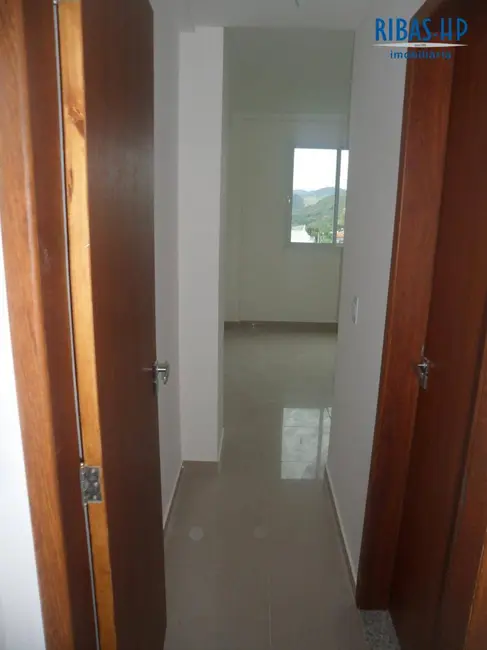 Cobertura com 2 quartos à venda, 150m2 em Centro, Rio Bonito - RJ - imagem 6 Foto 6 de Cobertura com 2 quartos à venda, 150m2 em Centro, Rio Bonito - RJ