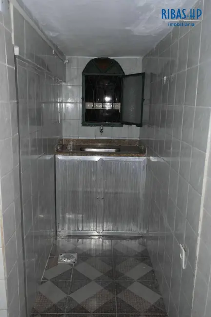 Casa com 1 quarto para alugar, 50m2 em Engenhoca, Niteroi - RJ - imagem 5 Foto 5 de Casa com 1 quarto para alugar, 50m2 em Engenhoca, Niteroi - RJ