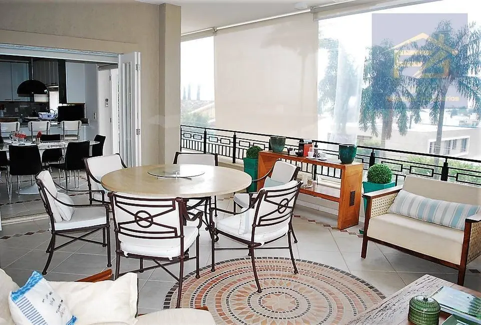 Casa com 4 quartos à venda, 1020m2 em Santana De Parnaiba - SP - imagem 9 Foto 9 de Casa com 4 quartos à venda, 1020m2 em Santana De Parnaiba - SP