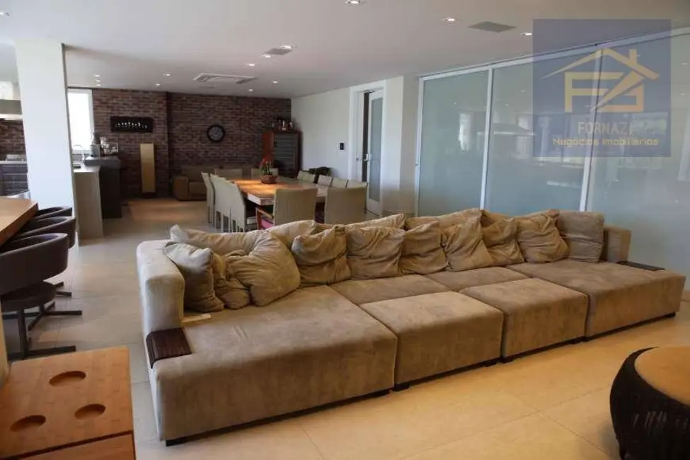 Foto 8 de Casa com 7 quartos à venda, 1350m2 em Santana De Parnaiba - SP