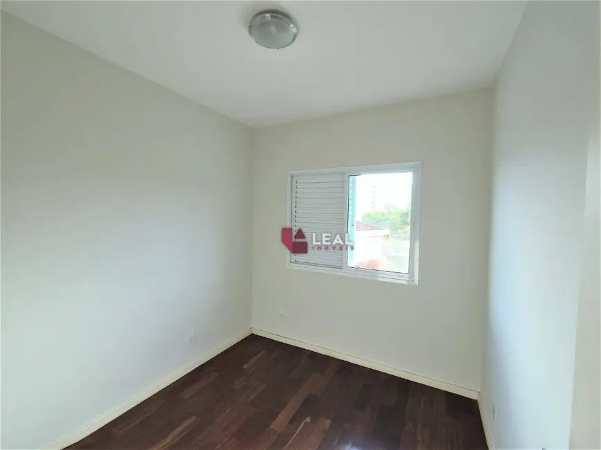 Apartamento com 3 quartos para alugar, 90m2 em Alfredo Custódio de Paula, Pouso Alegre - MG - imagem 6 Foto 6 de Apartamento com 3 quartos para alugar, 90m2 em Alfredo Custódio de Paula, Pouso Alegre - MG