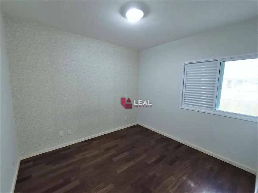 Apartamento com 3 quartos para alugar, 90m2 em Alfredo Custódio de Paula, Pouso Alegre - MG - imagem 9 Foto 9 de Apartamento com 3 quartos para alugar, 90m2 em Alfredo Custódio de Paula, Pouso Alegre - MG