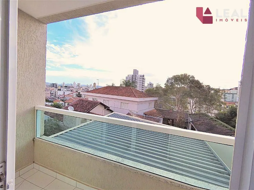 Foto 3 de Apartamento com 3 quartos para alugar, 90m2 em Alfredo Custódio de Paula, Pouso Alegre - MG