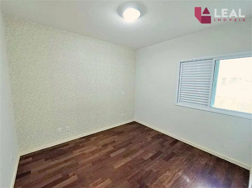 Foto 9 de Apartamento com 3 quartos para alugar, 90m2 em Alfredo Custódio de Paula, Pouso Alegre - MG