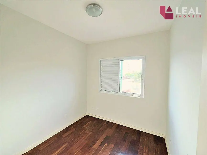 Foto 7 de Apartamento com 3 quartos para alugar, 90m2 em Alfredo Custódio de Paula, Pouso Alegre - MG