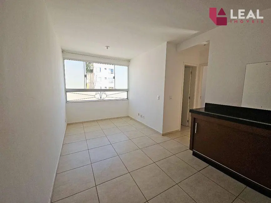 Foto 2 de Apartamento com 2 quartos para alugar, 50m2 em Belo Horizonte, Pouso Alegre - MG