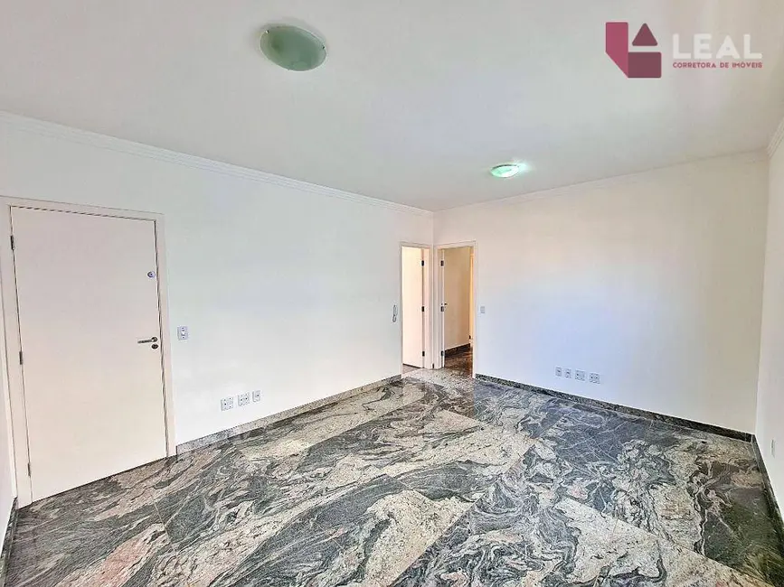 Foto 1 de Apartamento com 3 quartos à venda, 86m2 em Pouso Alegre - MG