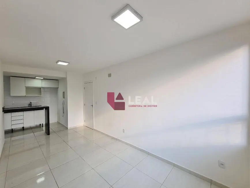 Foto 4 de Apartamento com 2 quartos para alugar, 55m2 em Pouso Alegre - MG