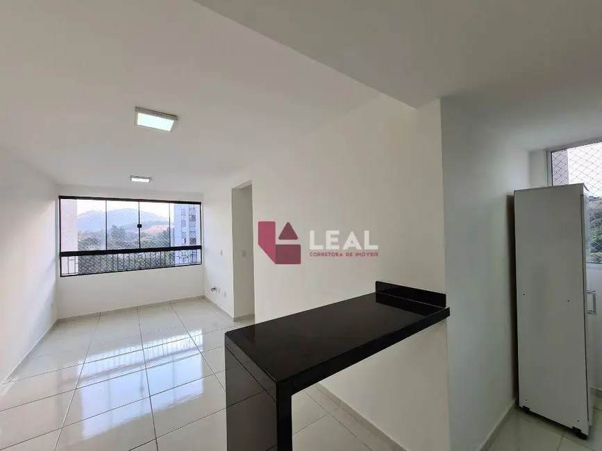 Foto 6 de Apartamento com 2 quartos para alugar, 55m2 em Pouso Alegre - MG