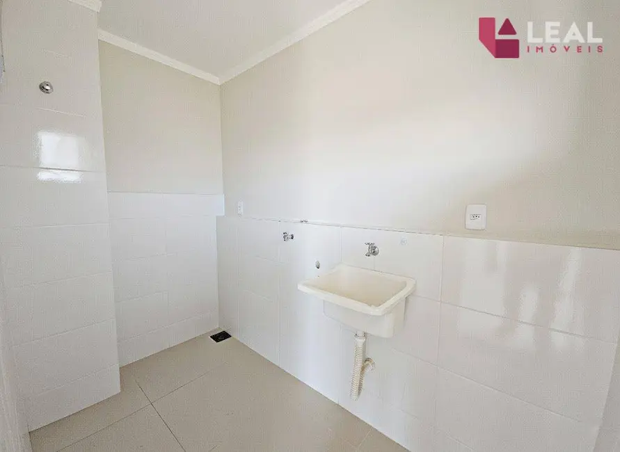 Apartamento com 2 quartos para alugar, 54m2 em Residencial Parque dos Fontes, Pouso Alegre - MG - imagem 6 Foto 6 de Apartamento com 2 quartos para alugar, 54m2 em Residencial Parque dos Fontes, Pouso Alegre - MG