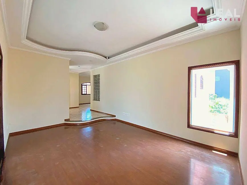 Foto 9 de Casa com 4 quartos à venda, 255m2 em Pouso Alegre - MG