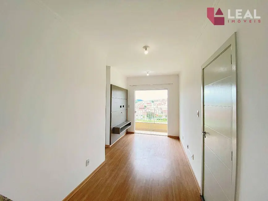 Apartamento com 2 quartos para alugar, 55m2 em Pouso Alegre - MG - imagem 2 Foto 2 de Apartamento com 2 quartos para alugar, 55m2 em Pouso Alegre - MG