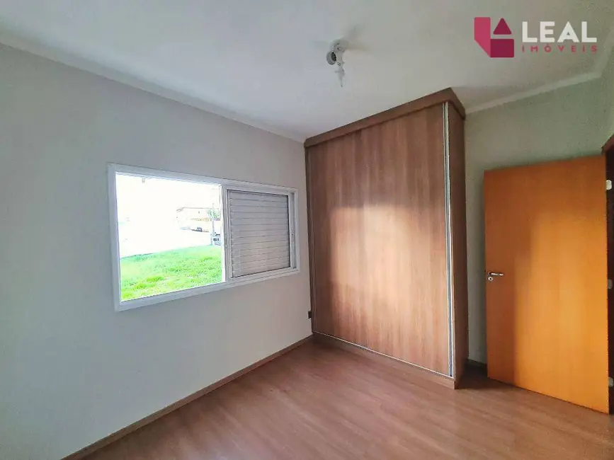 Foto 8 de Apartamento com 1 quarto para alugar, 50m2 em Pouso Alegre - MG