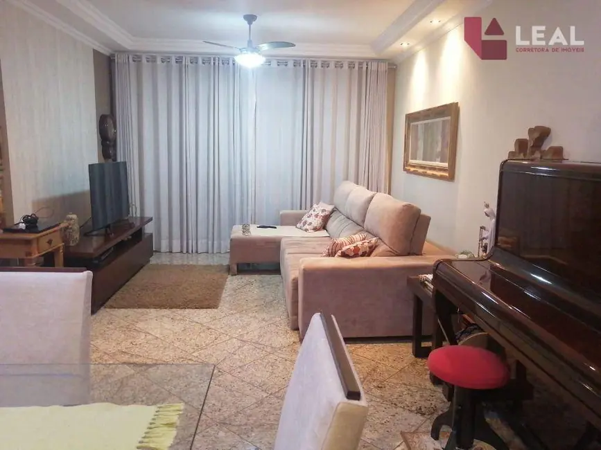 Foto 1 de Apartamento com 3 quartos à venda, 112m2 em Pouso Alegre - MG