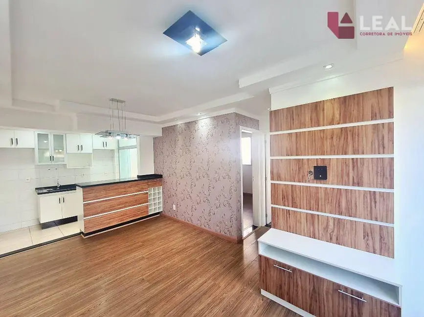 Foto 2 de Apartamento com 2 quartos para alugar, 49m2 em Faisqueira, Pouso Alegre - MG