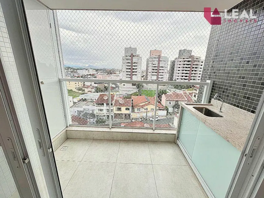Foto 5 de Apartamento com 3 quartos à venda, 105m2 em Pouso Alegre - MG