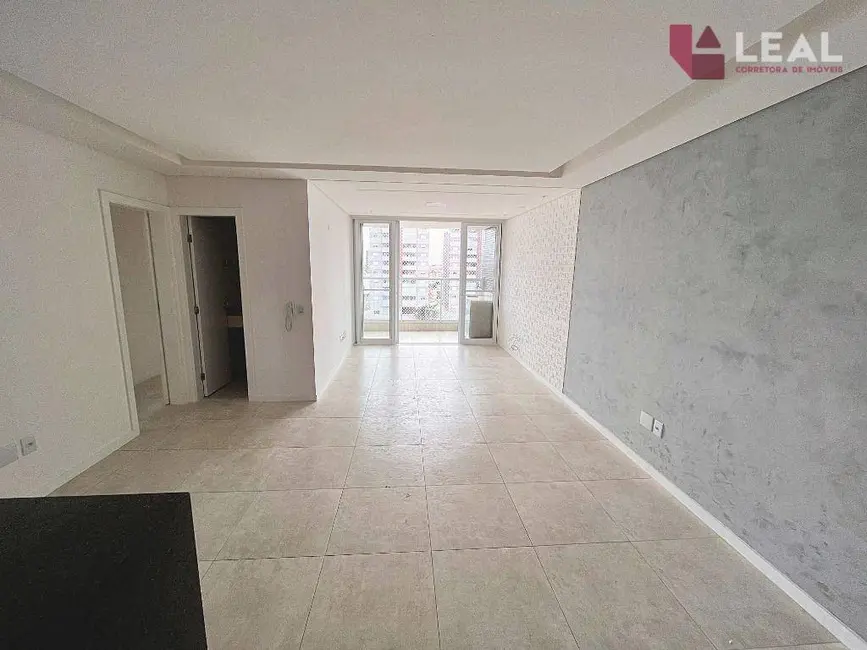 Foto 2 de Apartamento com 3 quartos à venda, 105m2 em Pouso Alegre - MG