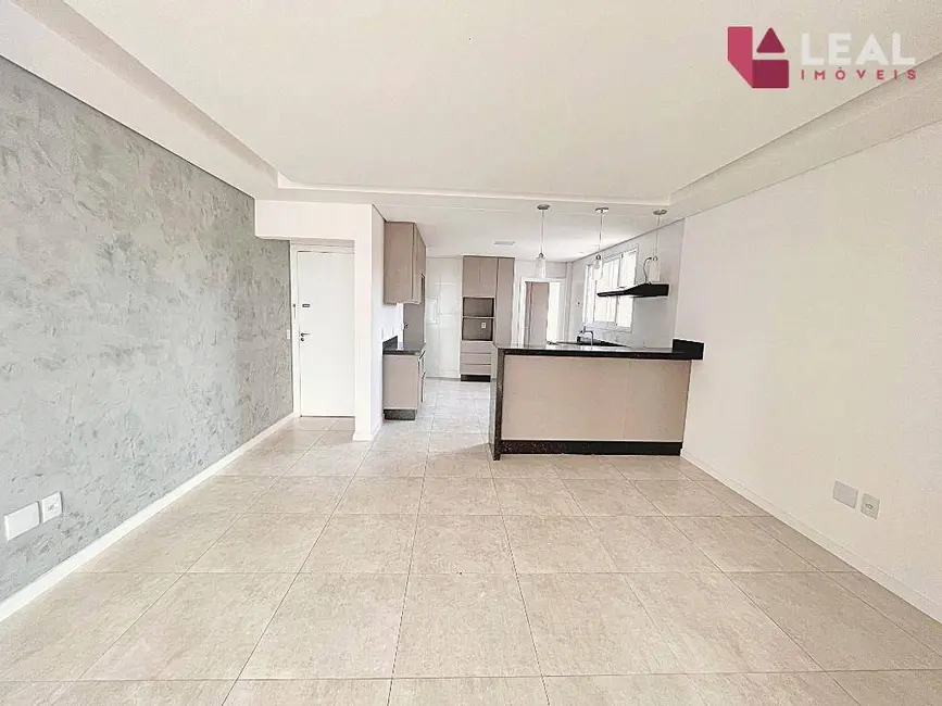 Foto 1 de Apartamento com 3 quartos à venda, 105m2 em Pouso Alegre - MG