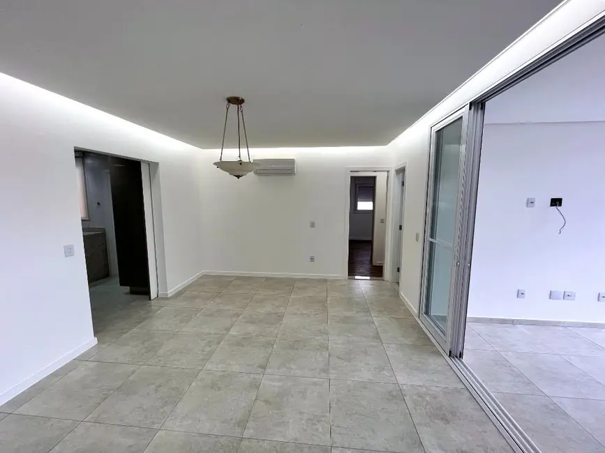 Apartamento com 4 quartos à venda, 210m2 em Pouso Alegre - MG - imagem 5 Foto 5 de Apartamento com 4 quartos à venda, 210m2 em Pouso Alegre - MG