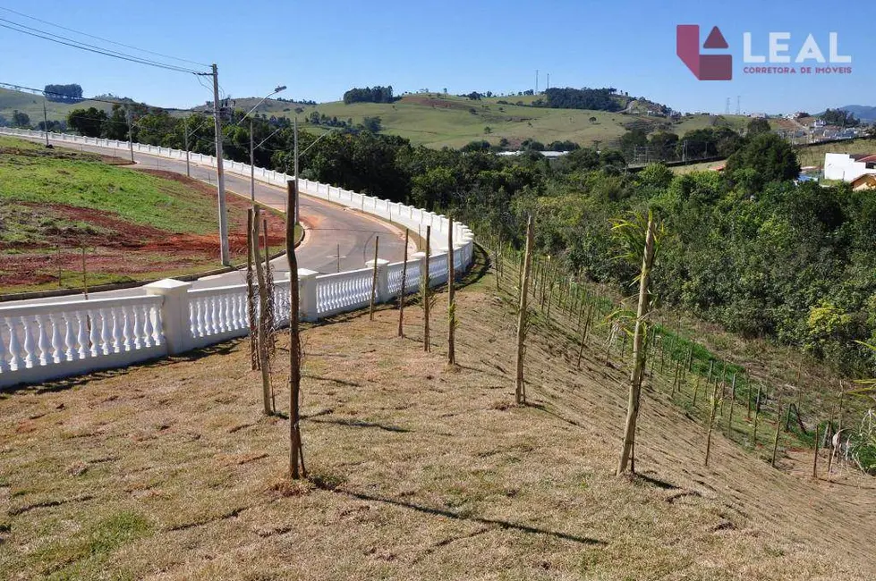 Foto 4 de Terreno / Lote à venda, 787m2 em Pouso Alegre - MG