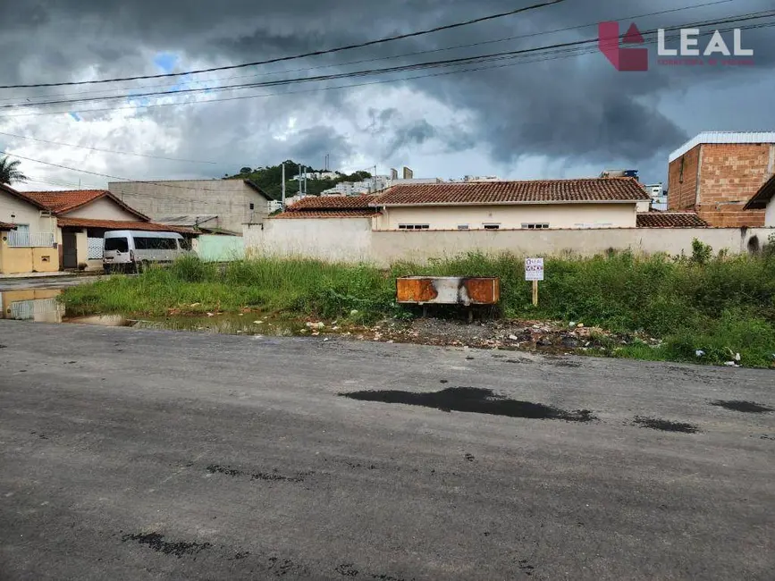 Foto 1 de Terreno / Lote à venda, 281m2 em Faisqueira, Pouso Alegre - MG