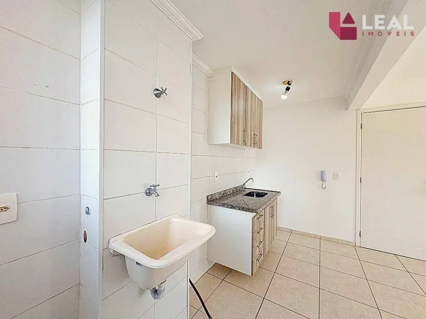 Foto 6 de Apartamento com 2 quartos à venda e para alugar, 49m2 em Faisqueira, Pouso Alegre - MG