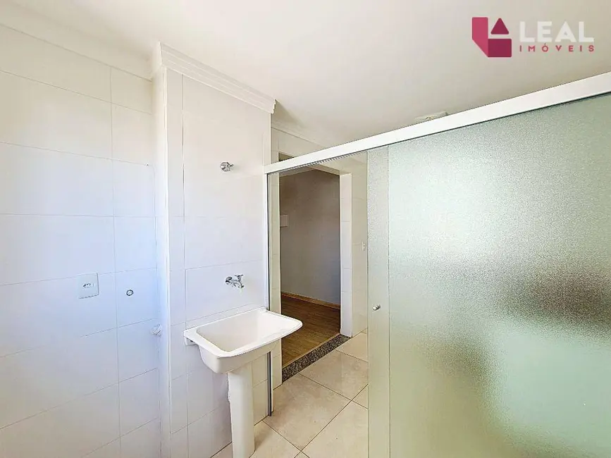 Apartamento com 2 quartos para alugar, 57m2 em Residencial Parque dos Fontes, Pouso Alegre - MG - imagem 8 Foto 8 de Apartamento com 2 quartos para alugar, 57m2 em Residencial Parque dos Fontes, Pouso Alegre - MG