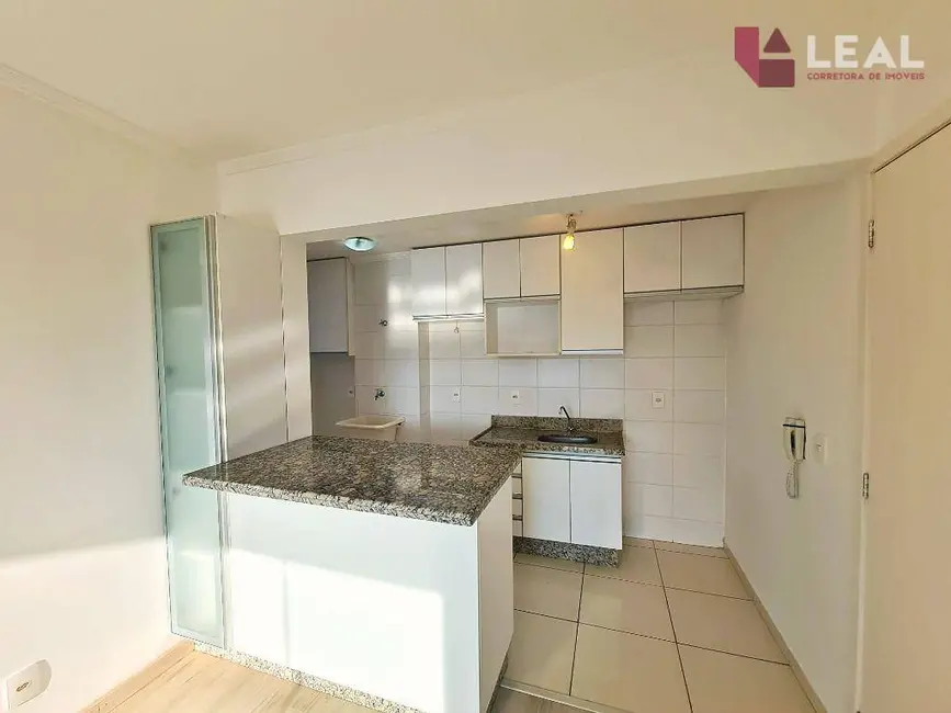 Apartamento com 2 quartos para alugar, 50m2 em Faisqueira, Pouso Alegre - MG - imagem 5 Foto 5 de Apartamento com 2 quartos para alugar, 50m2 em Faisqueira, Pouso Alegre - MG