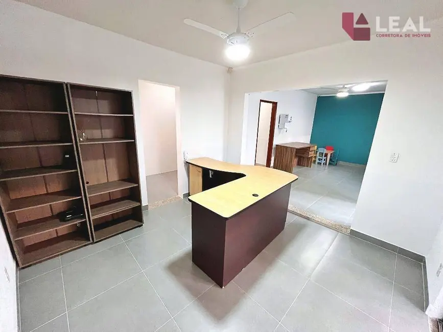 Foto 9 de Loja para alugar, 196m2 em Pouso Alegre - MG