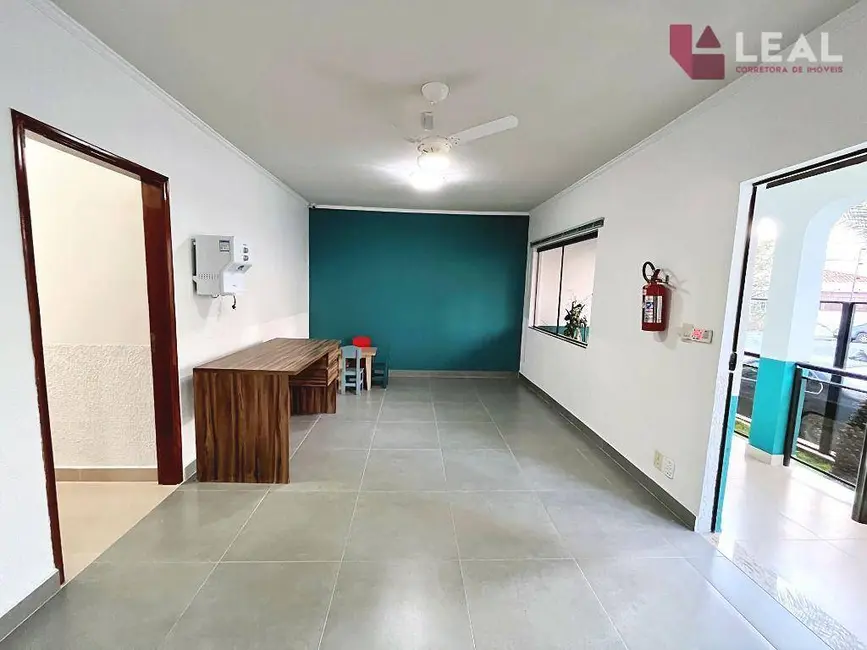 Foto 6 de Loja para alugar, 196m2 em Pouso Alegre - MG