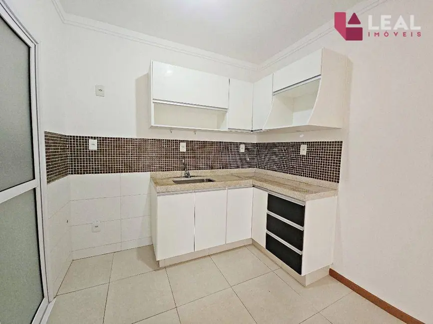 Apartamento com 2 quartos para alugar, 70m2 em Santa Dorotéia, Pouso Alegre - MG - imagem 4 Foto 4 de Apartamento com 2 quartos para alugar, 70m2 em Santa Dorotéia, Pouso Alegre - MG