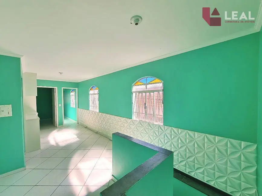 Foto 6 de Casa com 2 quartos para alugar, 92m2 em Centro, Pouso Alegre - MG