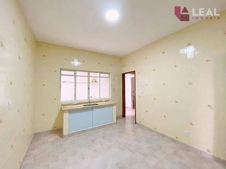 Foto 6 de Apartamento com 3 quartos para alugar, 123m2 em Alfredo Custódio de Paula, Pouso Alegre - MG