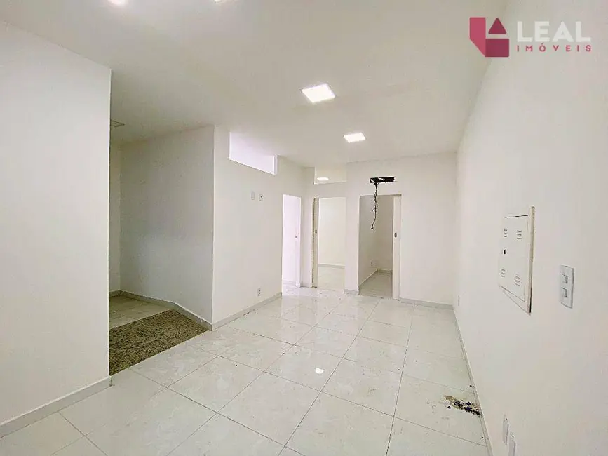 Foto 2 de Sala Comercial para alugar, 88m2 em Centro, Pouso Alegre - MG